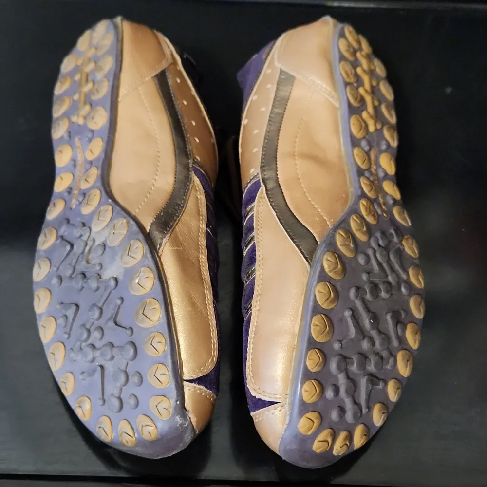 Skechers good used
